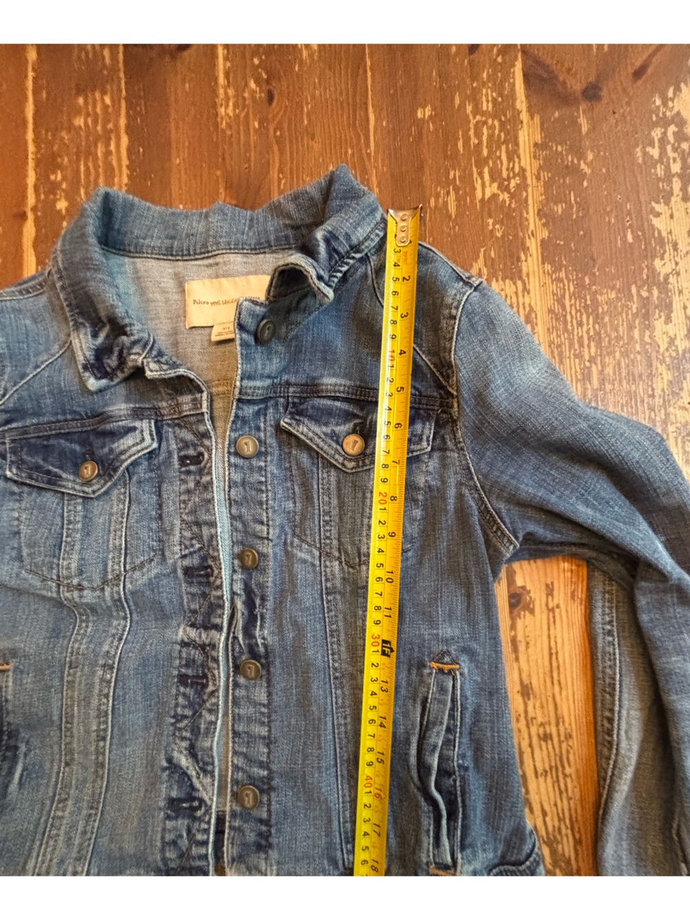Pilcro Letterpress distressed denim jacket. Large - Picture 7 of 9
